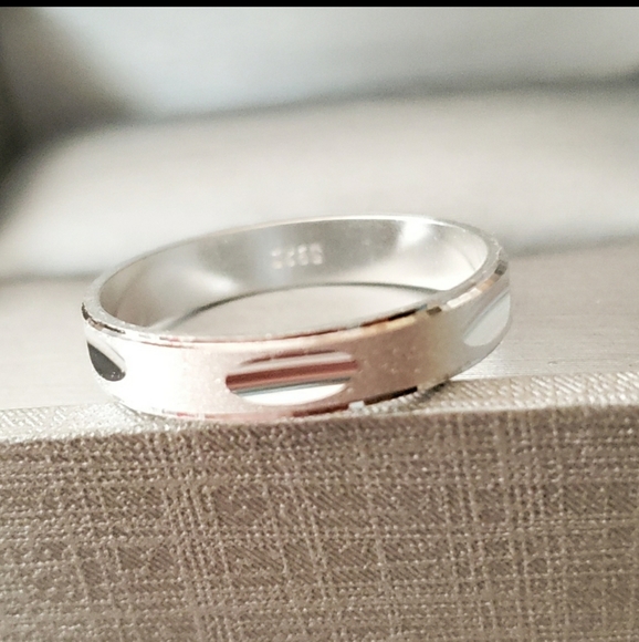 .925 Sterling Silver Vintage Inspired Band Size7.5 - Picture 4 of 8